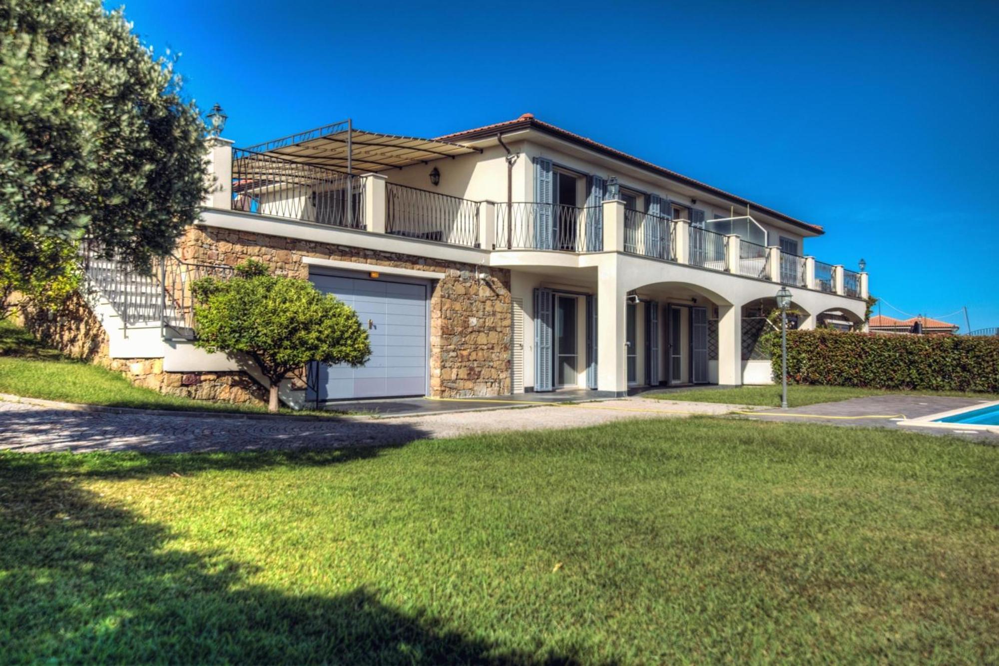 Villa Lucia Riviera Dei Fiori Pool - Happy Rentals San Remo Zewnętrze zdjęcie