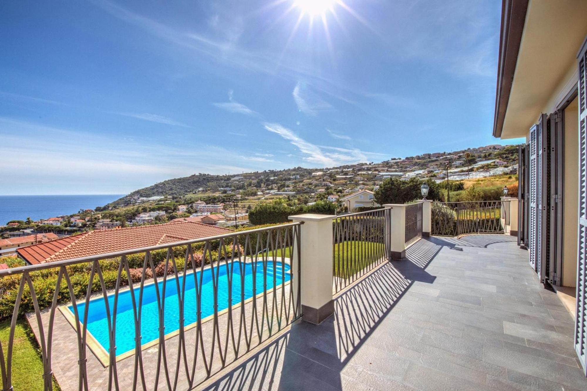 Villa Lucia Riviera Dei Fiori Pool - Happy Rentals San Remo Zewnętrze zdjęcie